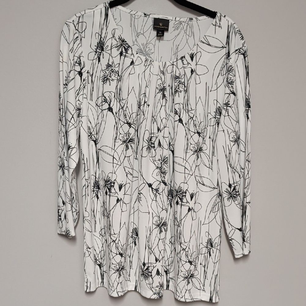 Worthington Black and White Floral Blouse